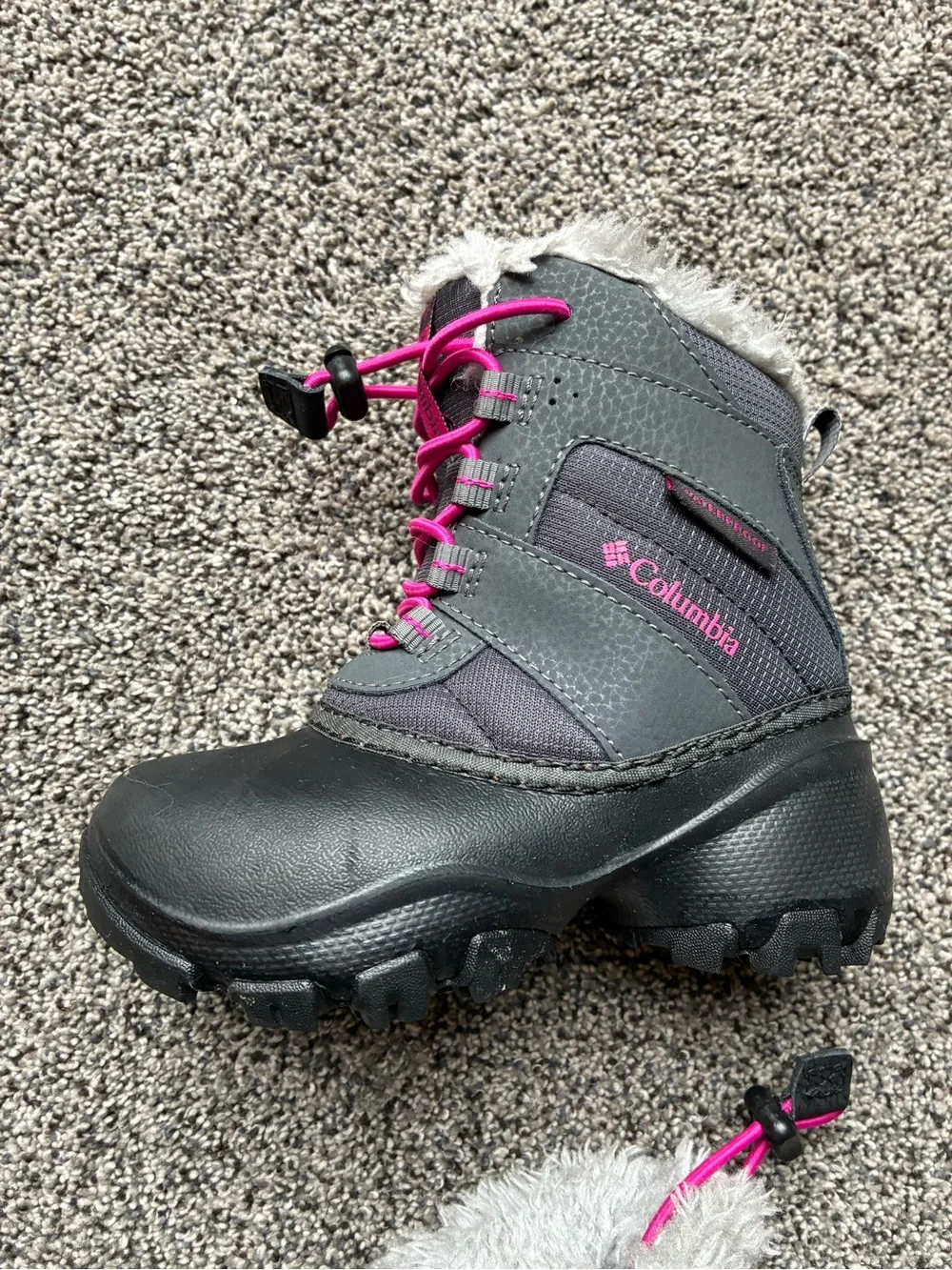 Columbia Toddler Girl’s Rope Tow III Winter Snow Boots in Pink and Gray, Size 9